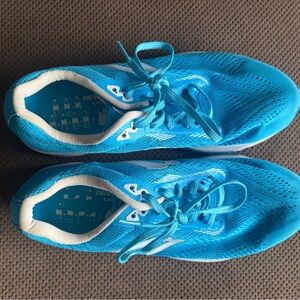 Newton women’s Running Shoes